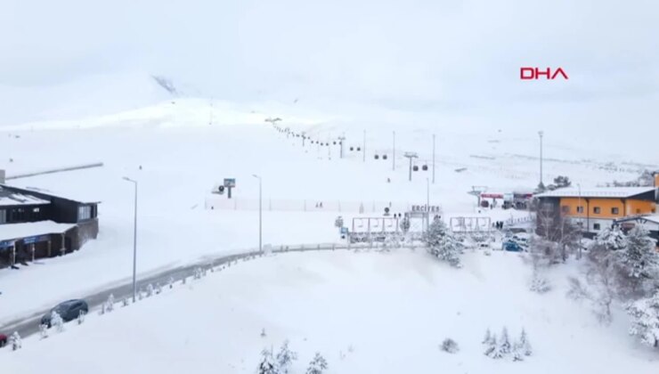 Erciyes Kayak Merkezi’nde Kar Kalınlığı 110 Santimetreye Ulaştı