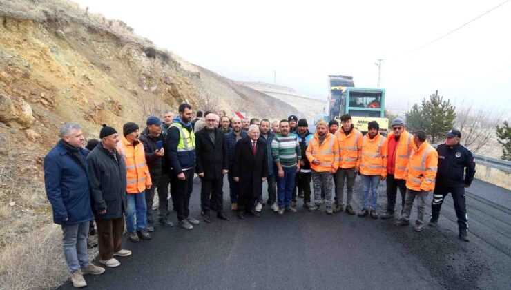 Kayseri Büyükşehir Belediye Lideri Bünyan’da Yol Çalışmalarını İnceledi