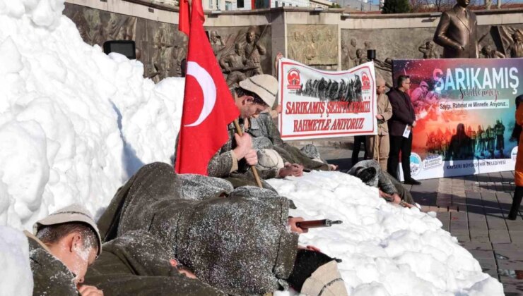 Kayseri Büyükşehir Belediye Lideri Sarıkamış Şehitlerini Anma Programını İzledi