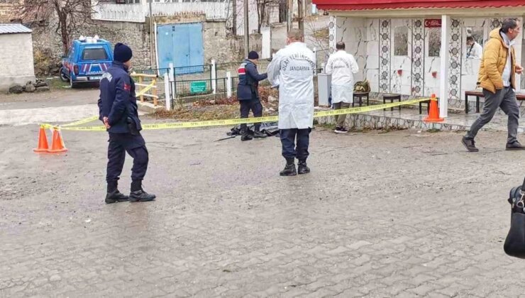Kayseri’nin Tomarza ilçesinde 71 yaşındaki şahıs sokakta meyyit bulundu