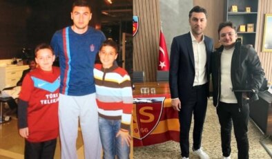 Trabzonspor Taraftarı Talha Sürmen, Burak Yılmaz’ı Kayserispor’da Tebrik Etti