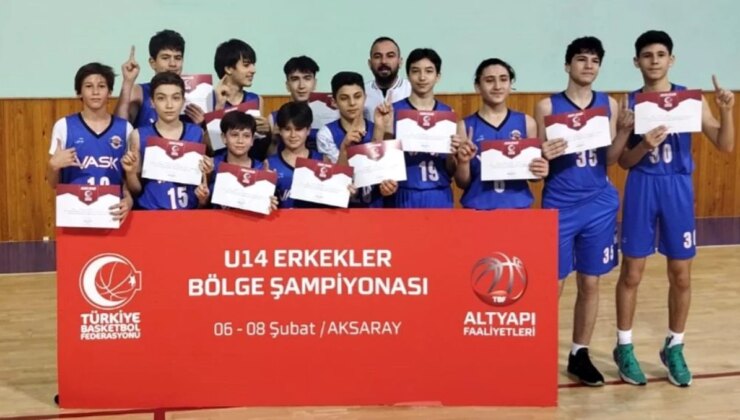 Kayseri Aksoy Spor U14 Türkiye Basketbol Şampiyonası’nda son 32 grup ortasına girdi